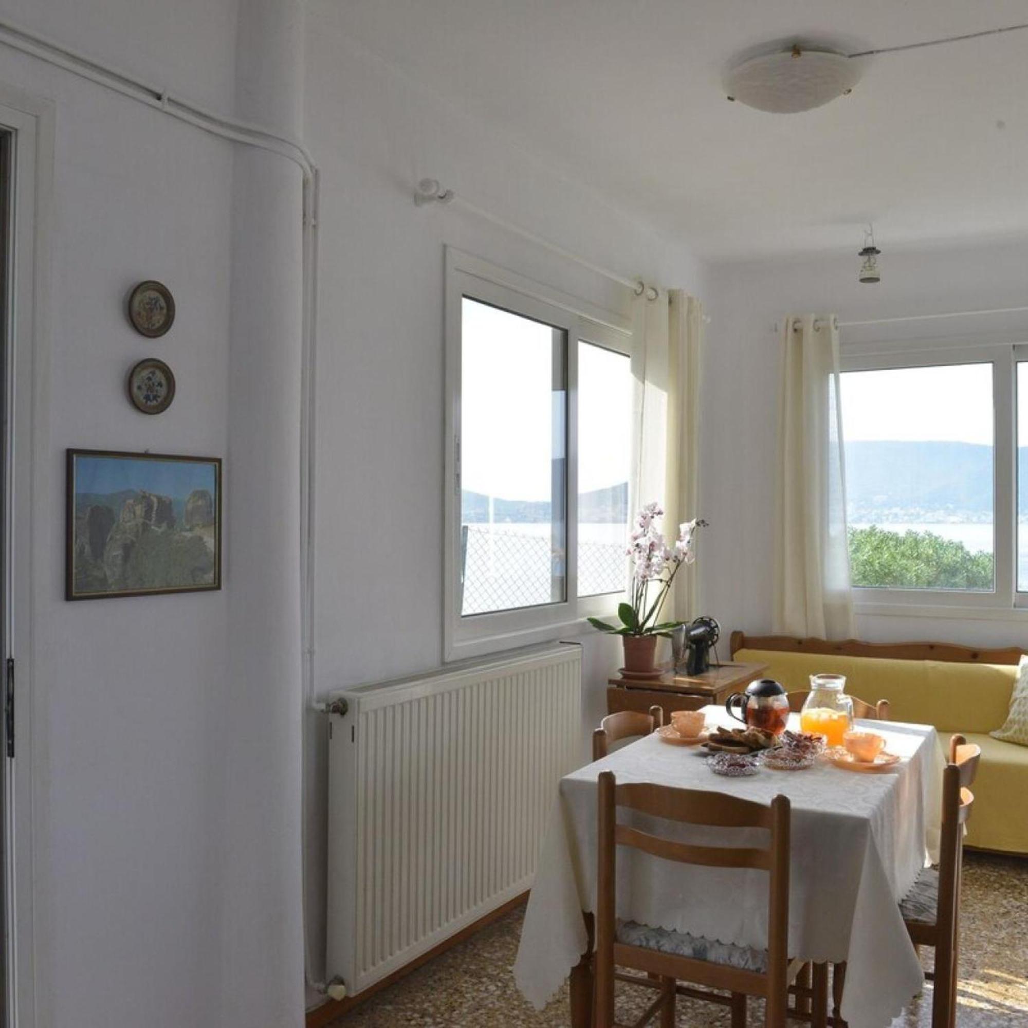 Salamis Beachfront House מראה חיצוני תמונה