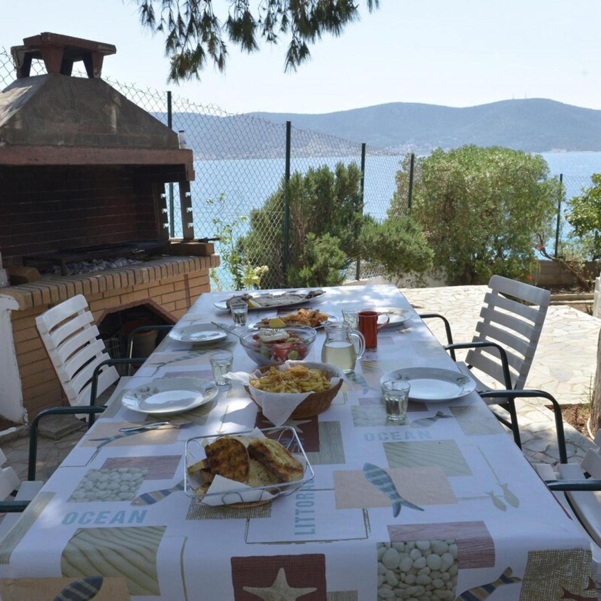 Salamis Beachfront House מראה חיצוני תמונה